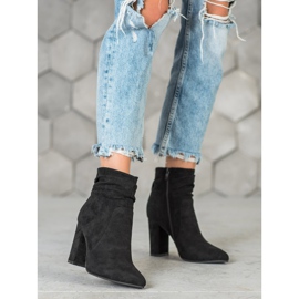 Ideal Shoes Bottines en daim sur un bar le noir 5