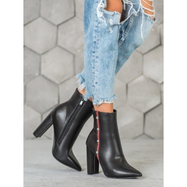 Seastar Bottes hautes avec ceinture décorative le noir 1 Seastar Bottes hautes avec ceinture décorative le noir 1