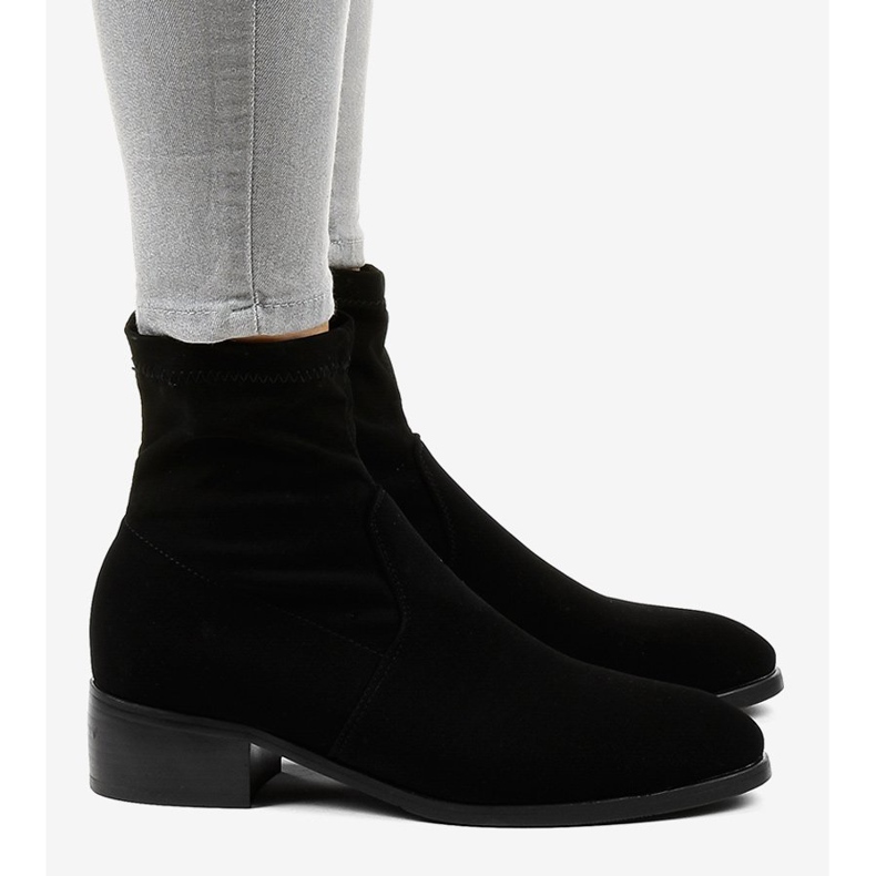 Bottes isolées plates noires pour femmes CN877 2