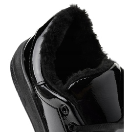 Baskets isolées noires TL140-1 le noir 4