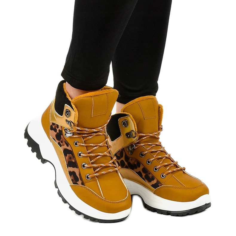 Baskets femme marron isolées F-19208-3 brun jaune 1