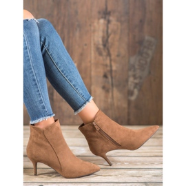 Kylie Bottines en daim sur un talon haut brun 4