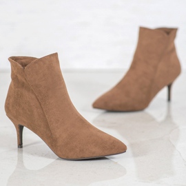 Kylie Bottines en daim sur un talon haut brun 3