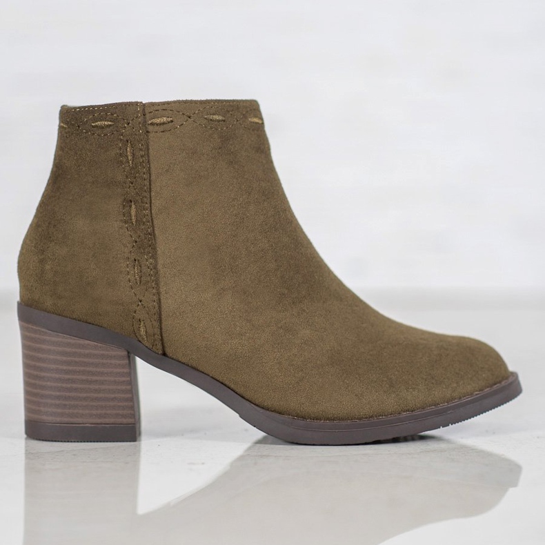 Kylie Bottines olive sur un poteau vert 2