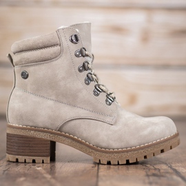 Goodin Bottes beiges avec peau de mouton 1