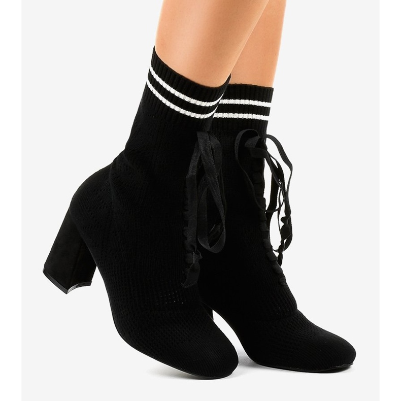 Bottines noires en tissu LL-83 le noir 1