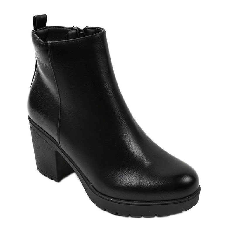 Bottines noires sur le poteau BM172 le noir 1