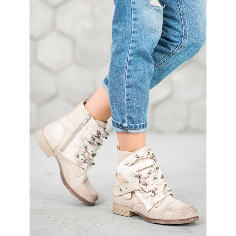 SDS Travailleurs beiges 1