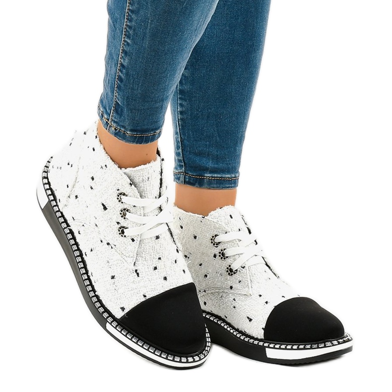 Bottines blanches à lacets TS1811 2