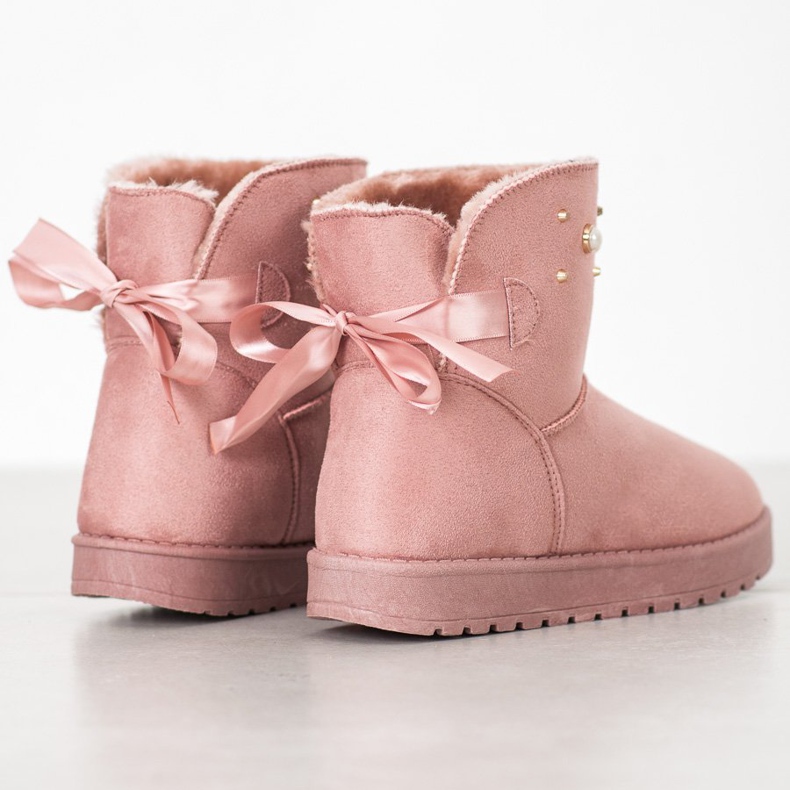 SHELOVET Mukluki avec des perles rose 1 SHELOVET Mukluki avec des perles rose 1