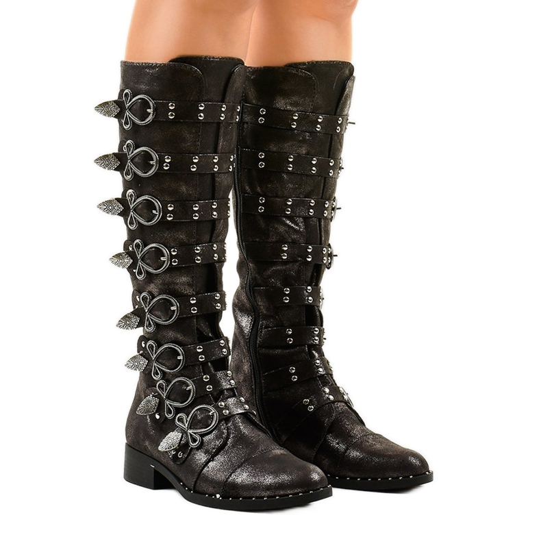 Boots noires richement décorées NC271 le noir 1 Boots noires richement décorées NC271 le noir 1