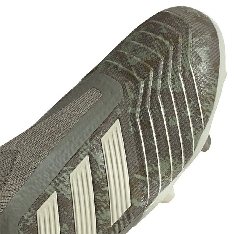 Chaussures de foot Adidas Jr Predator 19+ Fg M EF8213 gris gris 2