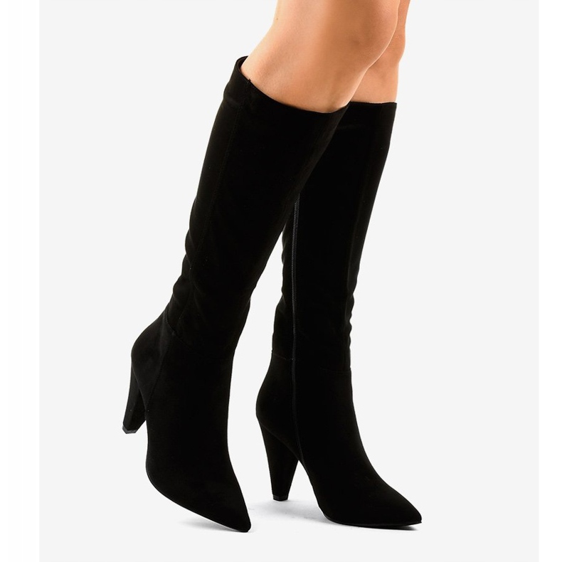 Boots femme en daim noir sur le poteau 8677 le noir 2