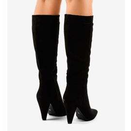 Boots femme en daim noir sur le poteau 8677 le noir 4