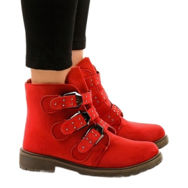 Bottines plates en daim rouge avec boucles TL95-4 2