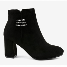 Bottes isolées noires sur le poteau 7505-GA le noir 2