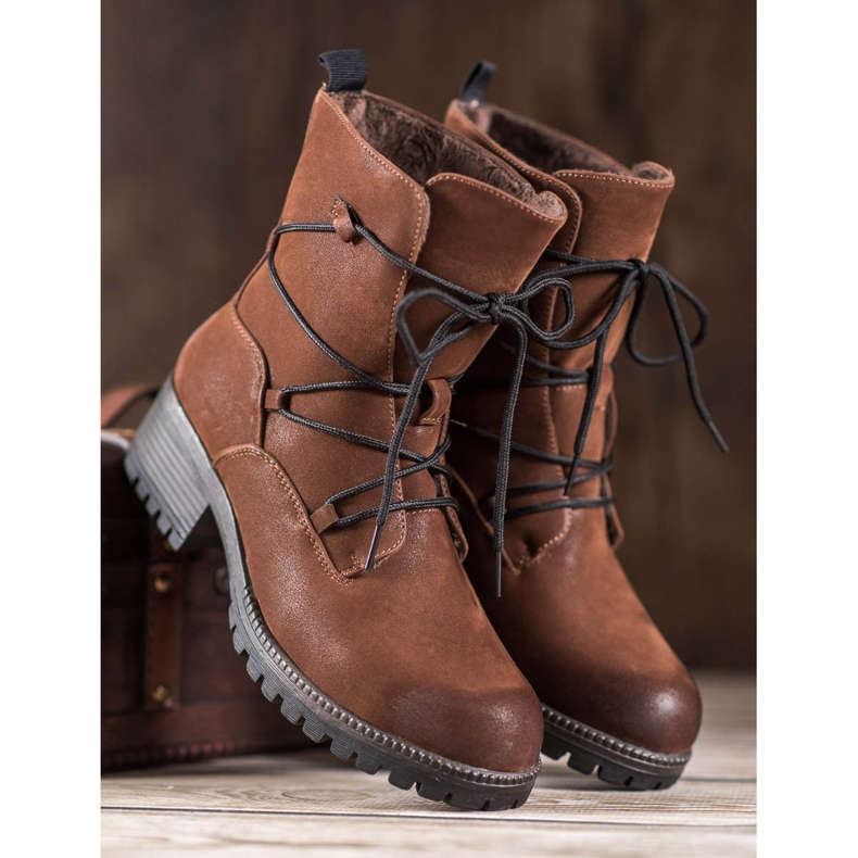 Kylie Travailleurs du sport brun 2