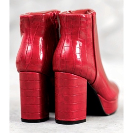 Small Swan Bottes sur la plate-forme rouge 1