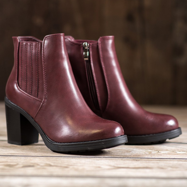 Comer Bottes en éco-cuir rouge 1 Comer Bottes en éco-cuir rouge 1