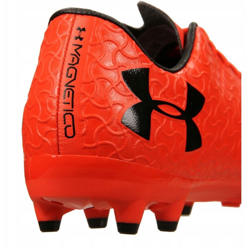 Under Armour Magnetico Select Fg M 3000 115-600 chaussures de football orange rouge 1