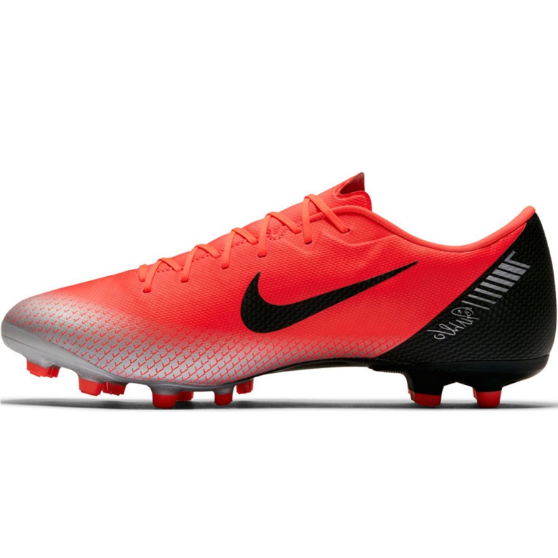 Chaussure de football Nike Mercurial Vapor 12 Academy CR7 Mg M AJ3721 600 multicolore rouge 1