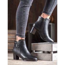 SHELOVET Bottines élégantes avec boucle décorative noir 1