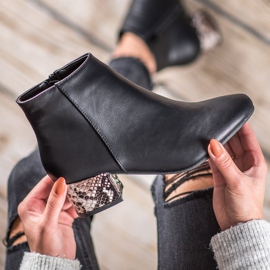 Weide Bottes élégantes à imprimé serpent noir multicolore 1