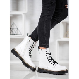 SHELOVET Travailleurs blancs 1