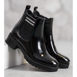 SHELOVET Chaussons de sport sur la plate-forme le noir 2