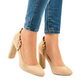 Escarpins en daim beige LE037P 2