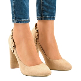 Escarpins en daim beige LE037P 1