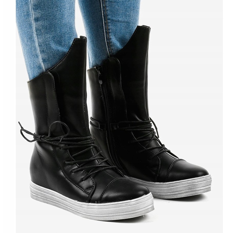 Baskets noires, bottes isolantes HX5187-3 le noir 1