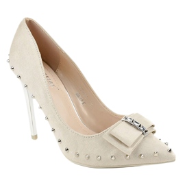 Escarpins beiges sur un talon NF-05 1