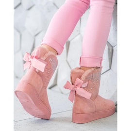 SHELOVET Mukluki avec des cristaux rose 1 SHELOVET Mukluki avec des cristaux rose 1