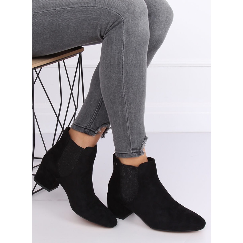 Bottines Chelsea noires à talons larges B-6858 Noir 1