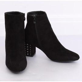 Bottines noires à talons et clous 3098A Noir le noir 2