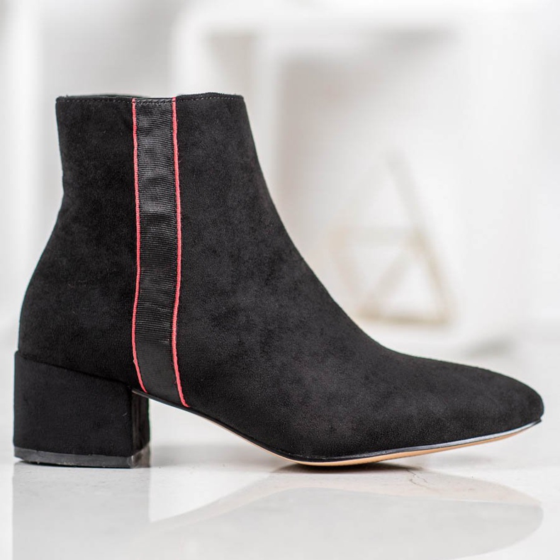 SHELOVET Bottines en daim avec ceinture décorative le noir 2