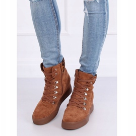 Bottes sur un camel compensé caché RQ216 Camel brun 3