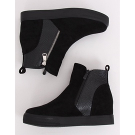 Noir RQ235 Bottes noires sur un coin caché le noir 4