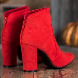 Ideal Shoes Bottes classiques sur un poteau rouge 4