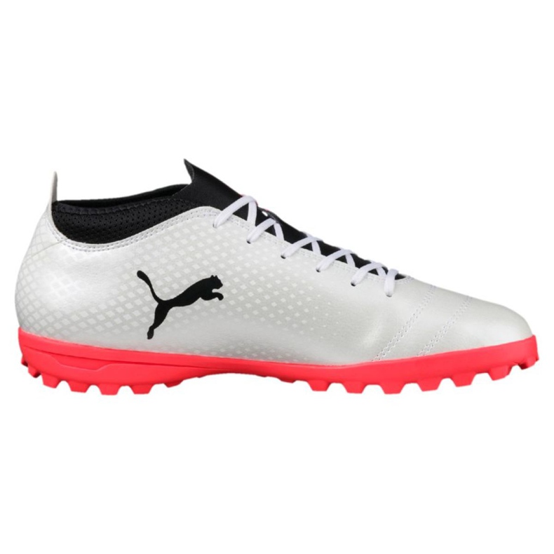 Chaussures de foot Puma One 17.4 Tt M 104078 01 blanche blanche 2
