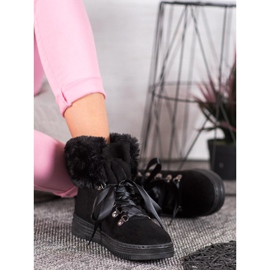 Queen Vivi Bottines à lacets avec fourrure noir 1