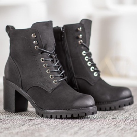 M.Daszyński Bottines à lacets sur un poteau le noir 4
