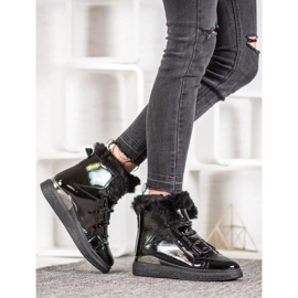 Bella Paris Bottes de neige laquées noir 1