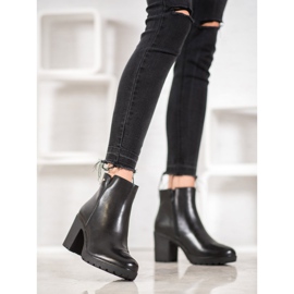 Bella Paris Bottes en éco-cuir le noir 1