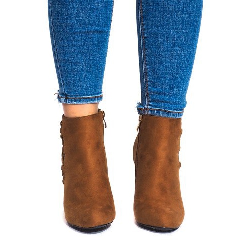 Bottines En Daim Sur Un Poteau BS063 Camel brun 1