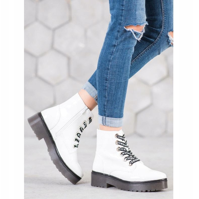 Sergio Leone Chaussures blanches sur la plate-forme 1