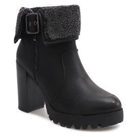 Bottines isolées A89619 Noir le noir 2