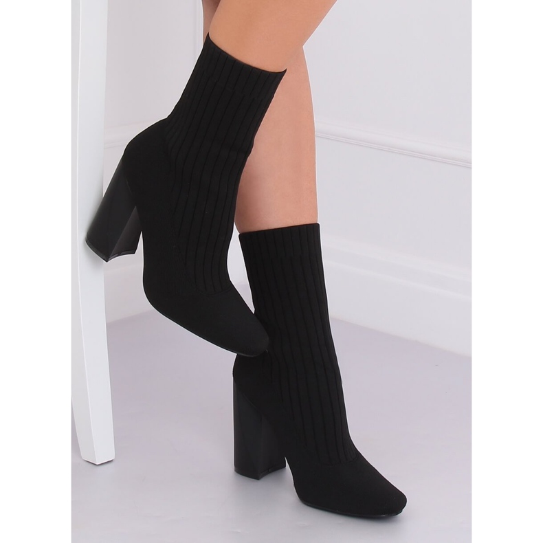 Noir X8037 Bottines chaussettes noires jaune 1
