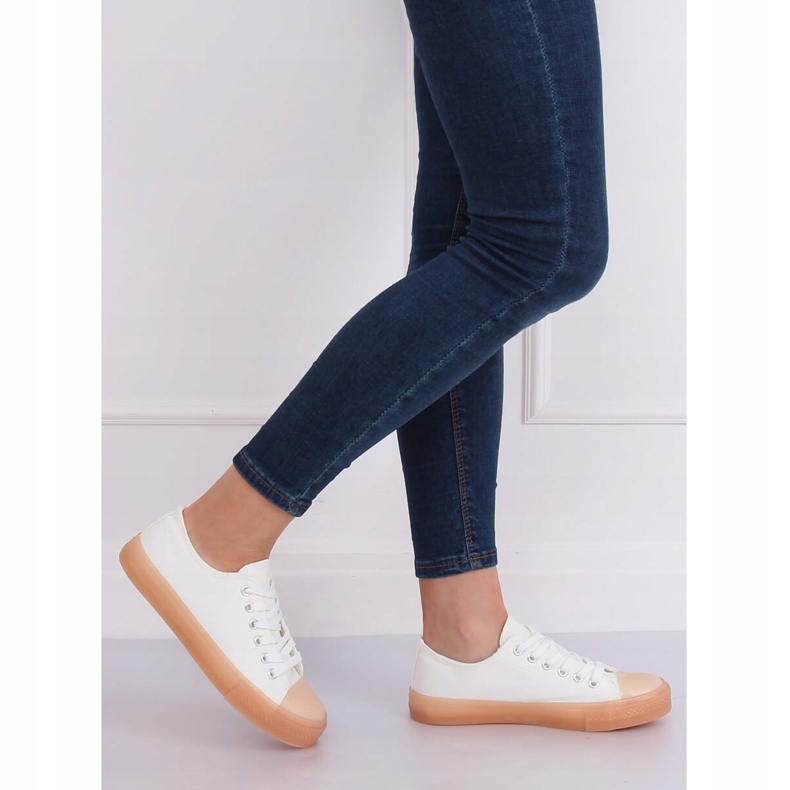 Sneakers sur semelle colorée, blanc et beige FG-2948 Nudepink brun 2